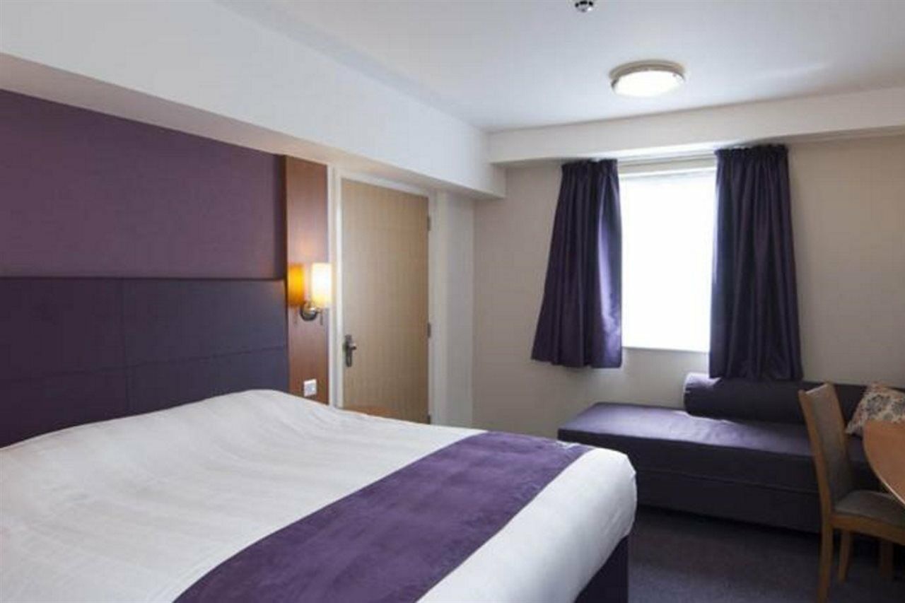 Premier Inn Birmingham Oldbury Oldbury  Eksteriør billede